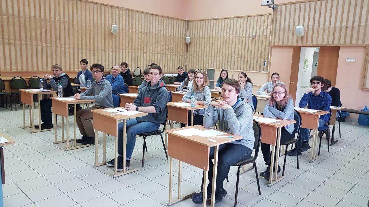 Pre-testing First Certificate in English (FCE) Pre-testing First Certificate in English (FCE)