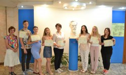 Лингвисты блестяще завершили курс “Методика обучения русскому языку как иностранному” Лингвисты блестяще завершили курс “Методика обучения русскому языку как иностранному”