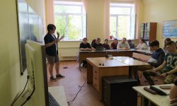Круглый стол “Умный город для умных людей” Круглый стол “Умный город для умных людей”